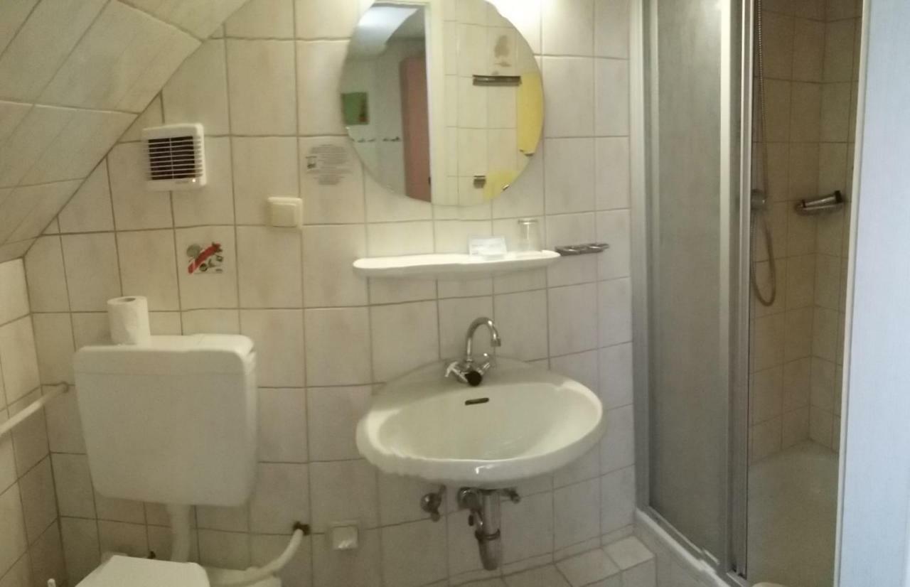 Traditionsgasthof Zum Luedertal Bimbach Екстер'єр фото